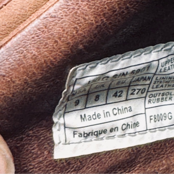 UGG Brown Leather Slip On Clogs Sz 9 Mens/ 11‎ Womens - Picture 5 of 8